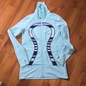 Lululemon sweatshirt